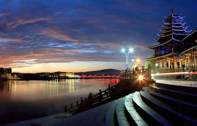 湖南，历史文化的沃土与社会发展的见证